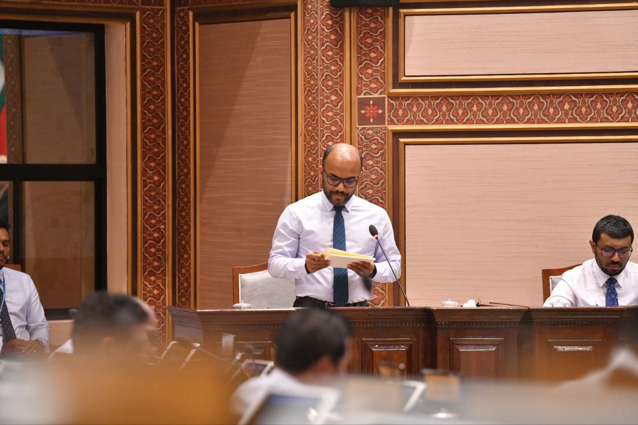 ދަޢުލަތުގެ ބަޖެޓް: މިއަހަރަށްވުރެ ދަރަނީގެ ޢަދަދު 4 ބިލިއަން ކުޑަ