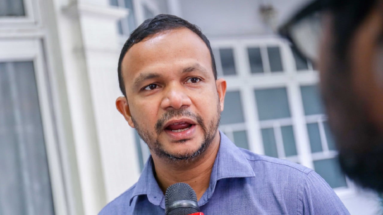 މުއައްސަސާތަކުގެ ވެރިން ވިޔަފާރި ކުރަން ހުއްދަ ދިނުމަކީ ނަޒާހަތްތެރި މަޖިލީހަކުން ކުރާނެ ކަމެއްނޫން