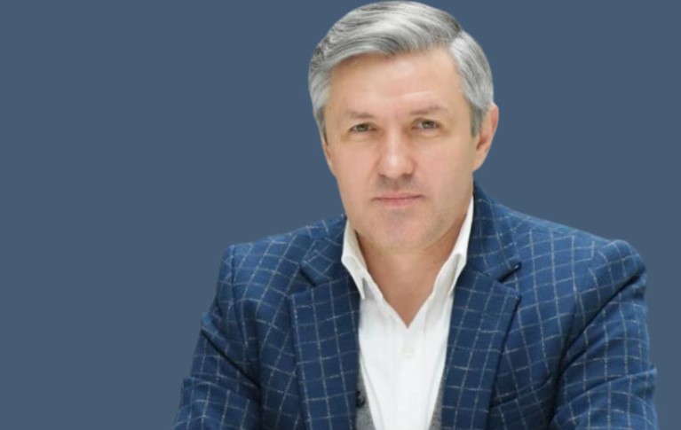 މިފްކޯގެ ސީއީއޯއަަކަށް ބިދޭސީއަކު ހަމަޖައްސައިފި