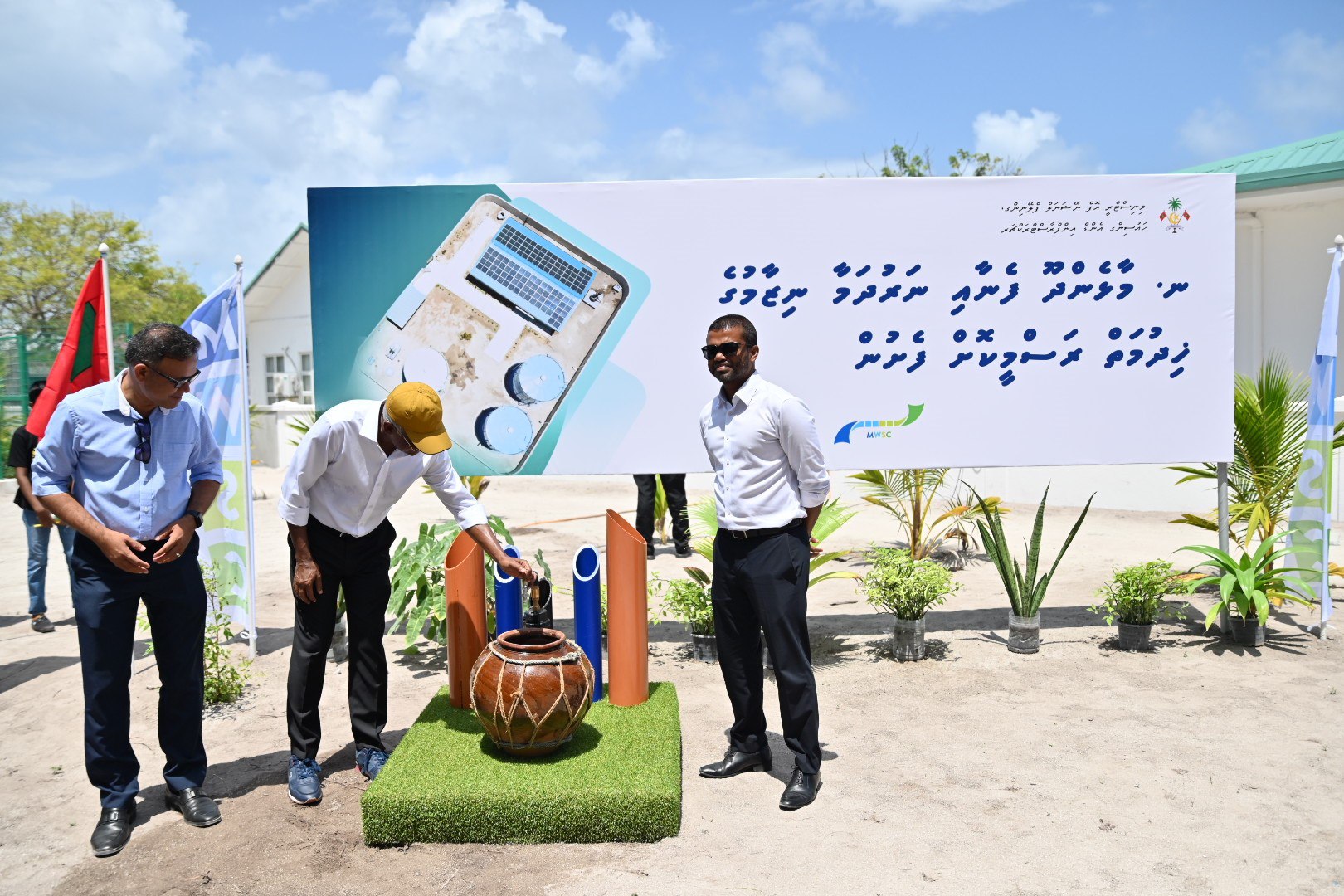 ނ. މާޅެންދޫއާއި، ކުޑަފަރީގައި ސަރުކާރުން ހިންގާފައިވާ ބައެއް މަޝްރޫޢުތަކުގެ ނިމުން ފާހަގަކޮށްފި