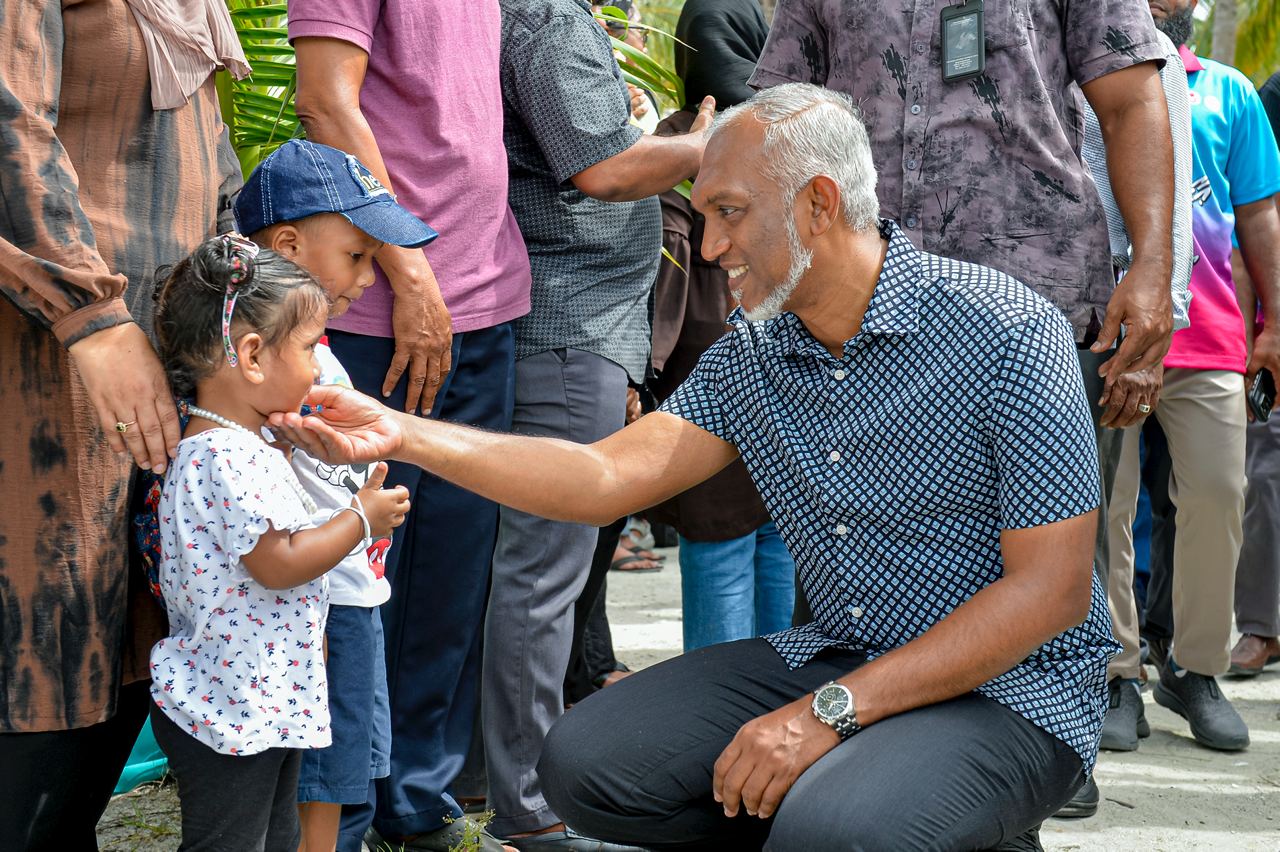 ދިވެހީންގެ ސަލާމަތް ހޯދަން ޖެހޭނީ ދިވެހީން: ރައީސް