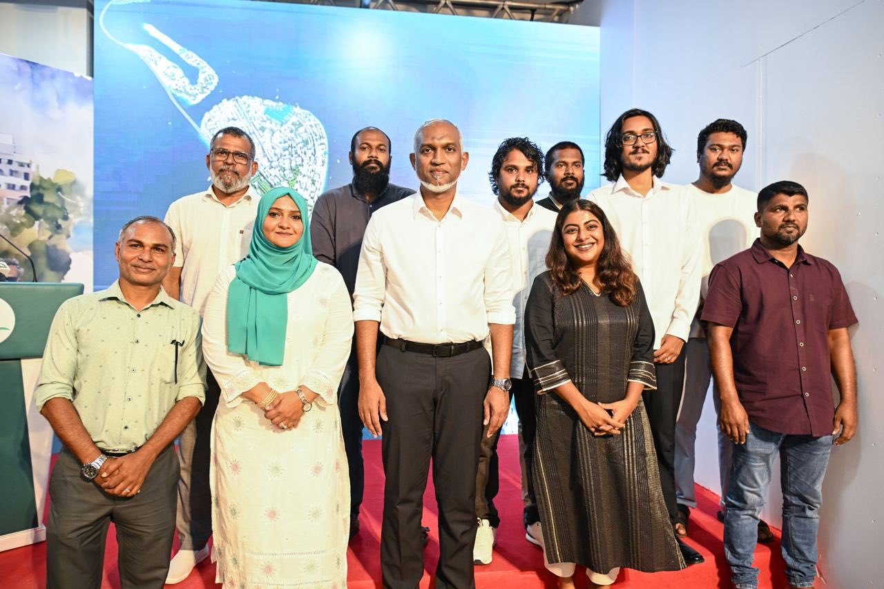 މާލެ ސިޓީގެ އެމްޑީޕީ 2 ކައުންސިލަރުން ޕީއެންސީއަށް ސޮއިކޮށްފި