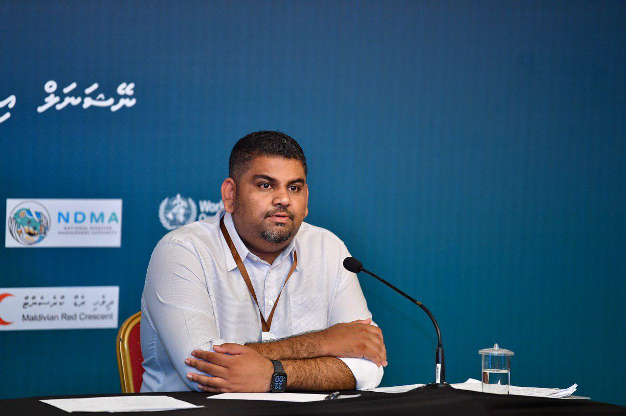 ކޯވިޑް-19: އެއްބާރުލުން ނުދިން މީހާ އެއްބާރުލުން ދޭން ފަށައިފި