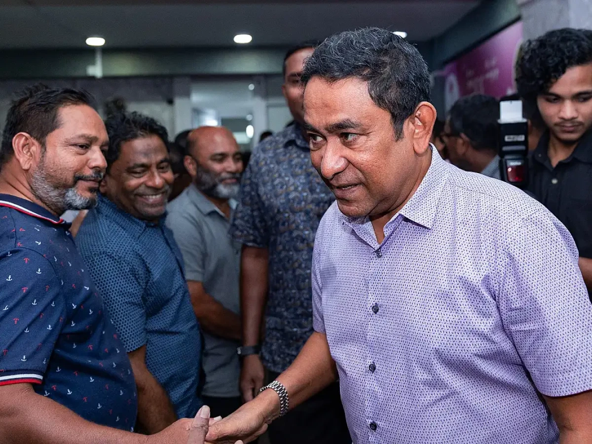 ޤައިދީންނަށް އާންމު މެންބަރުންގެ ގޮތުގައި ޕާޓީތަކާ ގުޅުމަށް ހުރަހެއް ނެތް: ކަރެކްޝަން