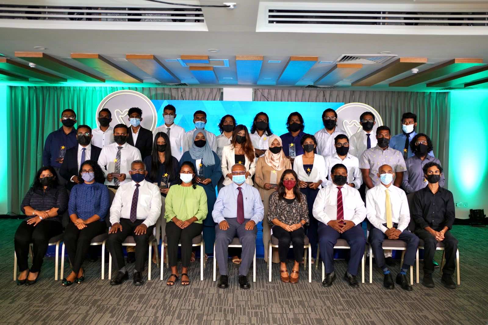 ޒުވާނުންގެ ވިޔަފާރިތައް ފެށުމަށް 12.4 މިލިއަން ރުފިޔާ ހިލޭ އެހީ