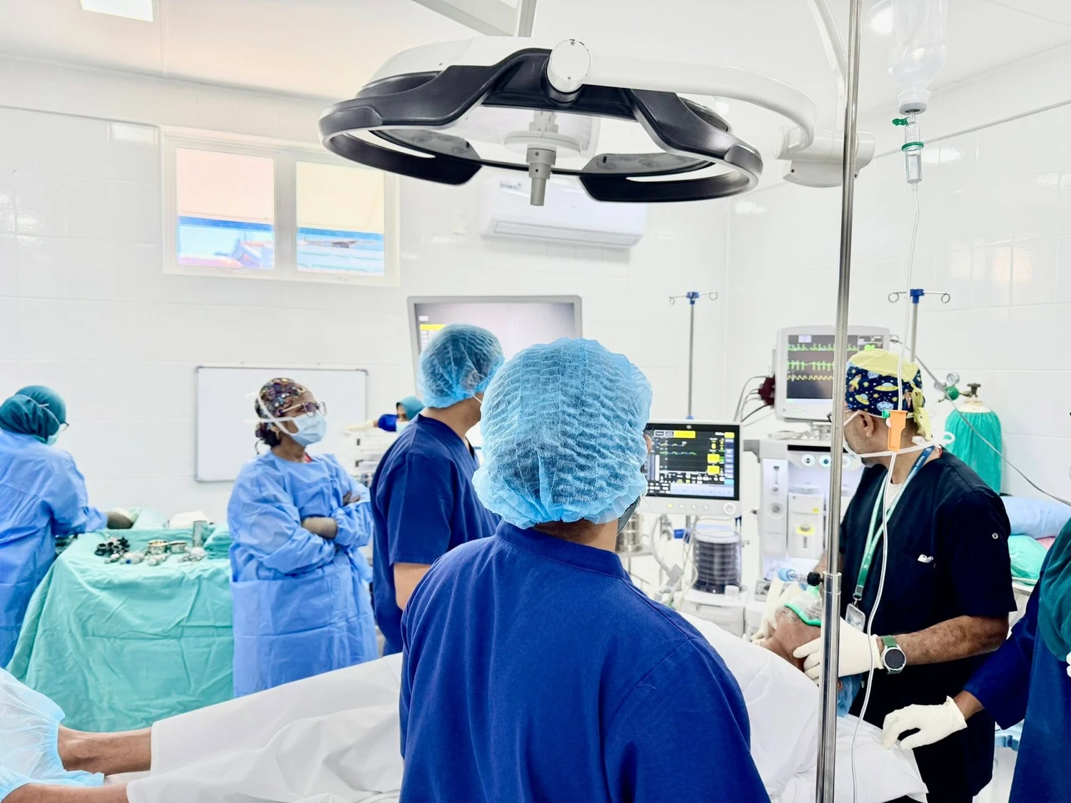 ތިނަދޫ ހޮސްޕިޓަލުގައި ލެޕްރޮސްކޯޕިކް ސަރޖަރީ ހަދަން ފަށައިފި