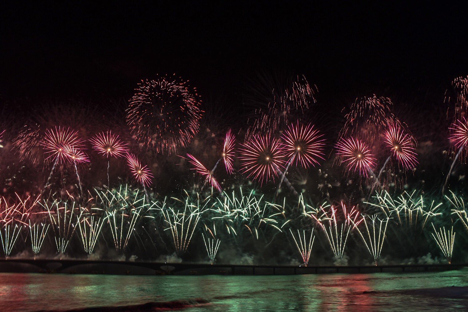 ޢީދުގައި ހަވާއަރުވަން 18 ރަށަކުން އެދިއްޖެ