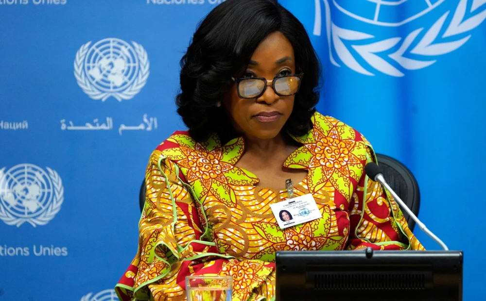 ރާއްޖޭގައި ހިނގަމުންދާ މުޒާހަރާތަކާ ބެހޭ ރިޕޯޓުތައް ވަރަށް ގާތުން ބަލަމުން އެބަދަން: ކޮމަންވެލްތު