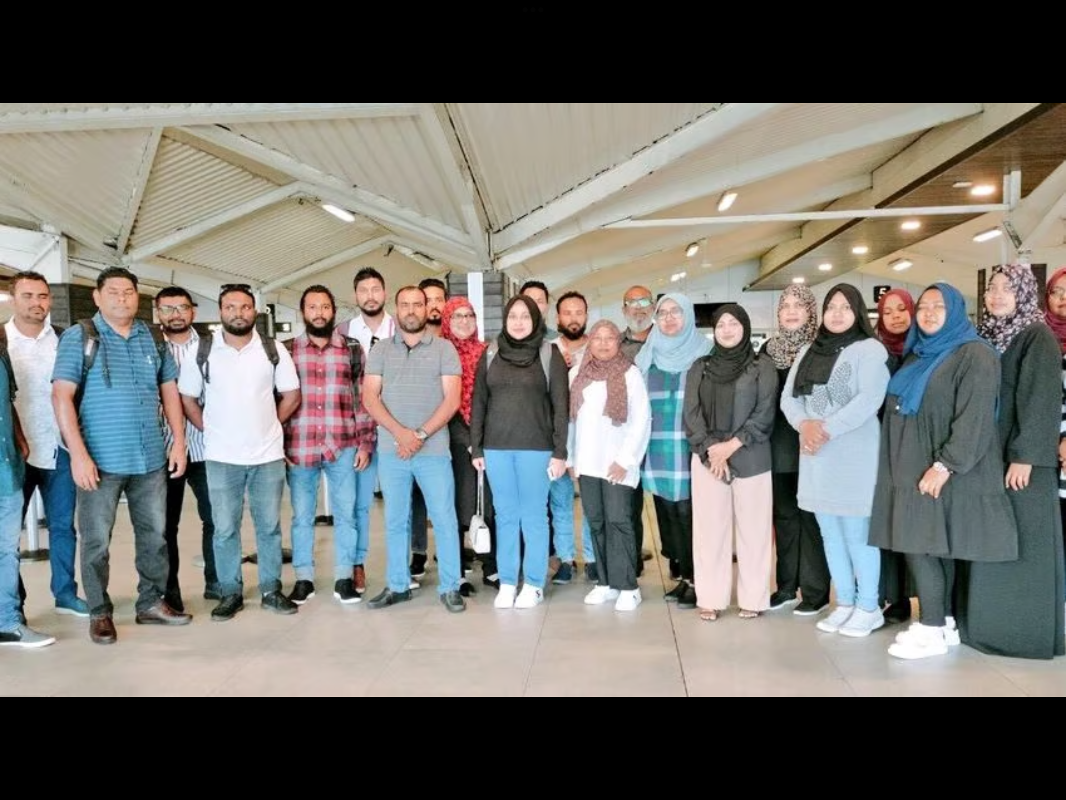 ތަމްރީނު ދަތުރެއްގައި 50 ސިވިލް ސާވެންޓުން އިންޑިޔާއަށް