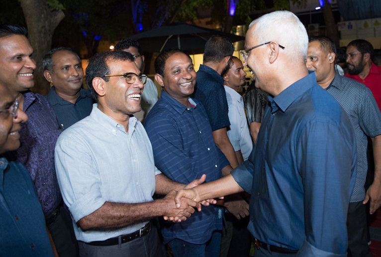 ރައީސް ޞާލިހު އެންމެ އިތުބާރުކުރައްވާ ވަޒީރު "ކަތިލަނީ"؛ މެމްބަރުން ދެރައީސުންގެ ދެމެދުގައި ތާށިވެފައި