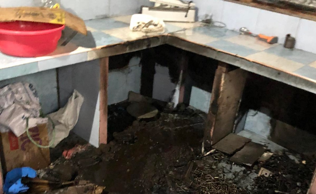 ފުވައްމުލަކު ގެއެއްގެ ބަދިގޭގައި އަލިފާނުގެ ހާދިސާއެއް ހިނގައިފި