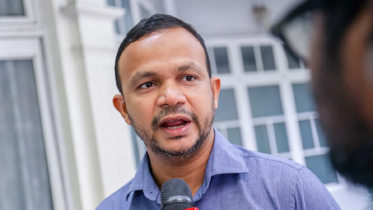 Former Kendhoo MP and lawyer Ali Hussain