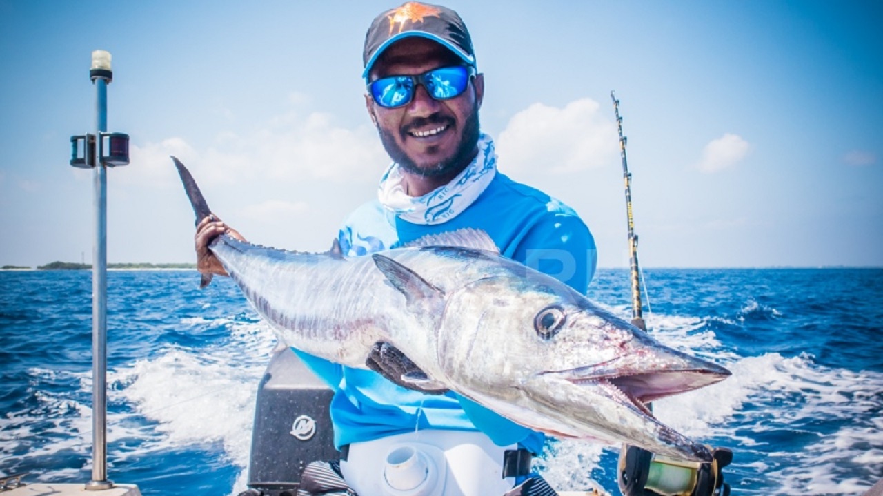 އައްޑޫ އޮޕަރޭޝަންގައި ހައްޔަރުކުރި ބޮންޑާ ފުލުހުންގެ ހައްޔަރުން ދޫކޮށްލައިފި