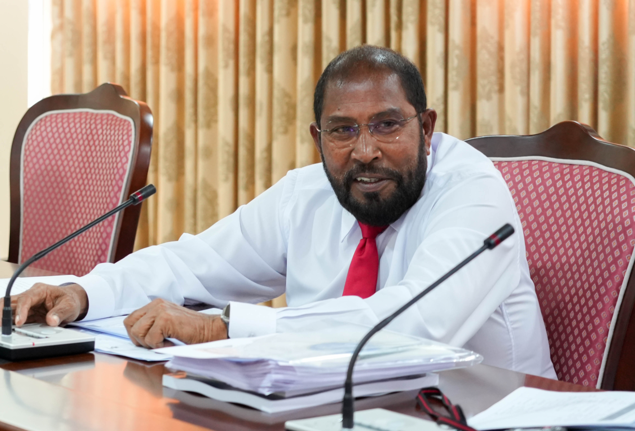 ޤާސިމްގެ އިލްތިމާސް: ސްކޭމްތަކުގައި ނުޖެހޭތި؛ ދައުރުވަމުން ދަނީ ފޭކް ވީޑިއޯތަކެއް