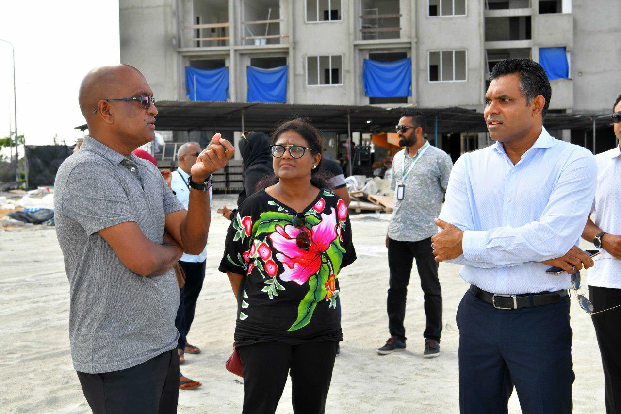 ނާއިބް ރައީސް ފައިޞަލް ނަސީމު (ކ) އަދި މާލޭގެ މޭޔަރ ޝިފާ (މ)