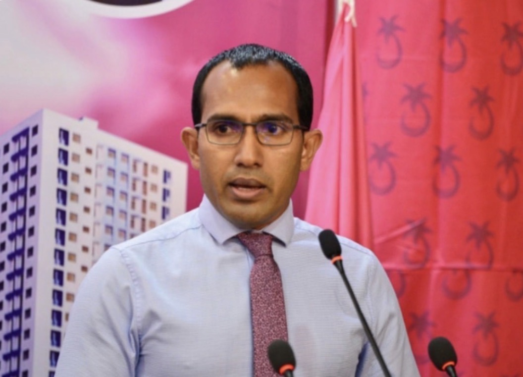 މުއިއްޒު މި ދައުލަތަށް ދޭ ގެއްލުން ރުފިޔާއިން އަގު ނުކުރެވޭނެ: މަލީހް