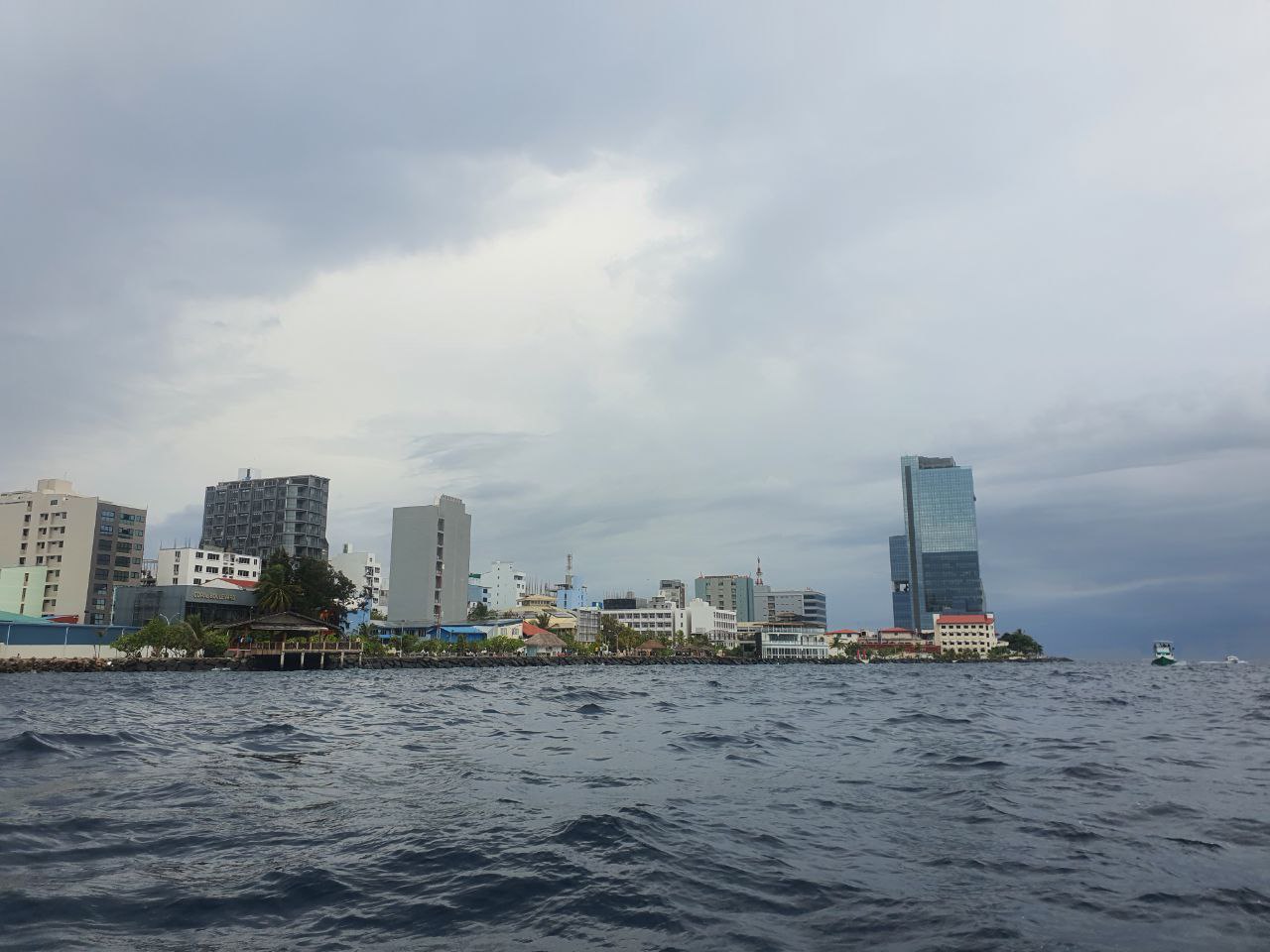 މާލެއިން ކުޑަކުއްޖަކު ގެއްލިގެން ހޯދަނީ