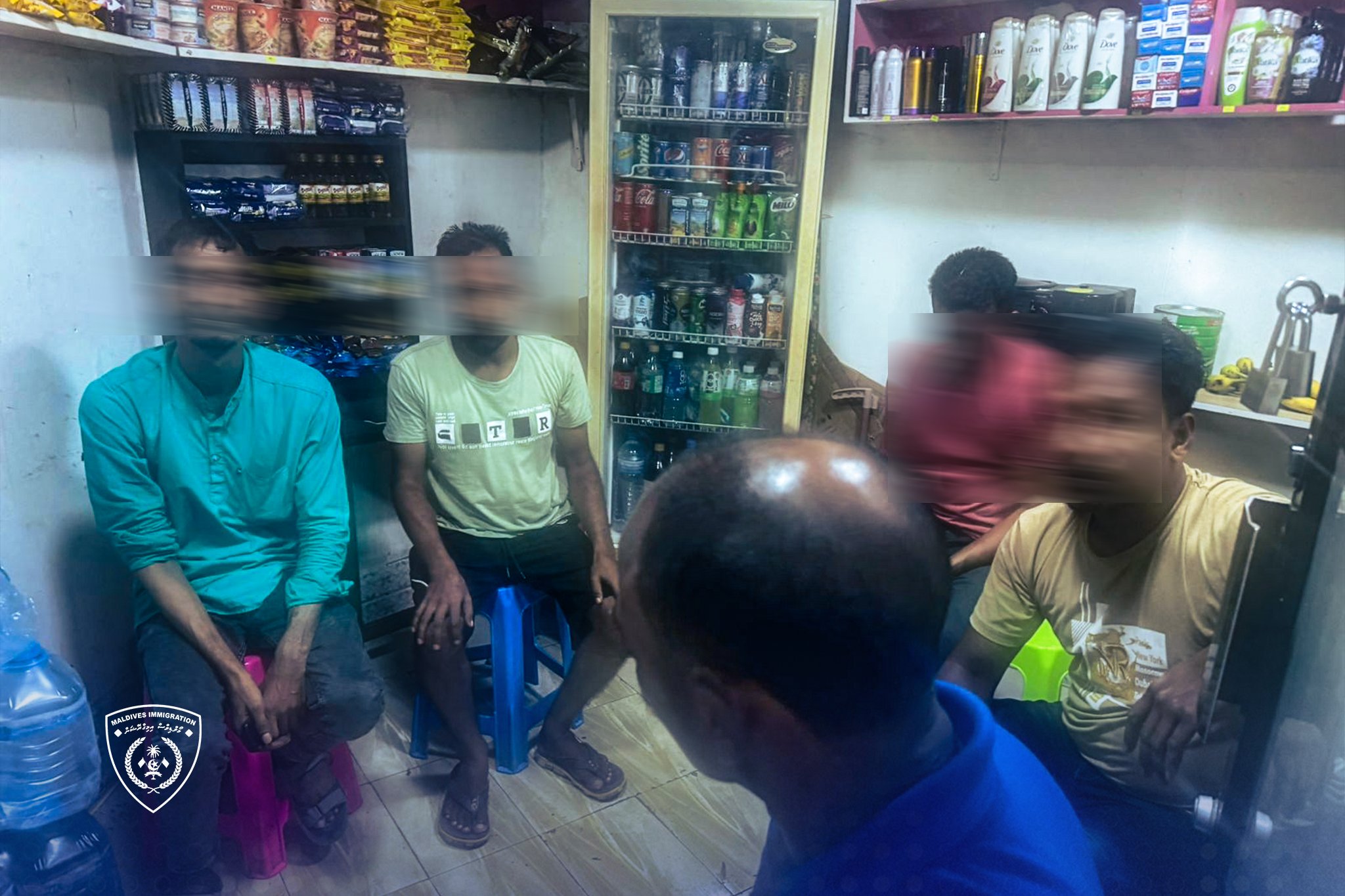 ގަވައިދާ ހިލާފަށް ރީޓެއިލް ވިޔަފާރިކުރާ ބިދޭސީ ބަޔަކު އަތުލައިގެންފި