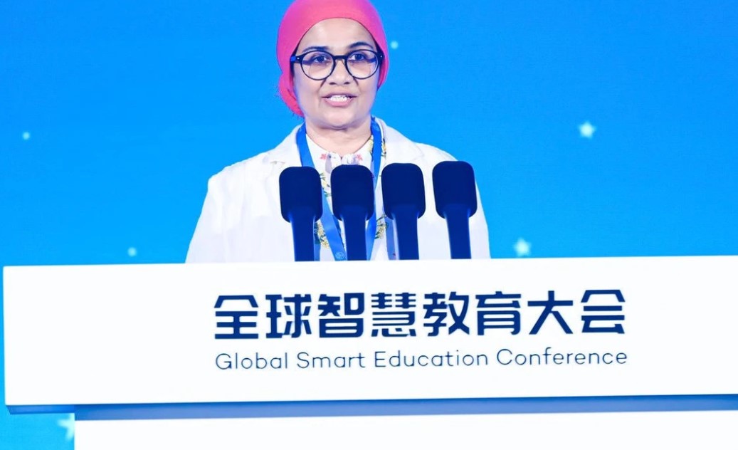 އަމާޒަކީ މުޅި ރާއްޖެ ޓެކްނޮލޮޖީއިން ގުޅިފައިވާ ތައުލީމީ ތަނަކަށް ހެދުން: މިނިސްޓރ