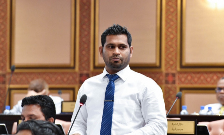 ބަނގުރާވިއްކާ ވާހަކަ ކަޑަވެ، މީޑިއާ ގޯސްވެ، ޝިޔާން މައާފަށް އެދިވަޑައިގެންނެވި