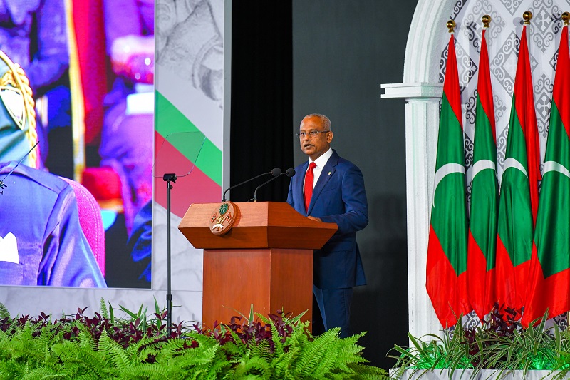 އިޤްތިޞާދުގައި ދިރުމެއް ނެތްނަމަ މިނިވަންކަމަށް ނުރައްކާތައް ކުރިމަތިވާނެ - ރައީސް