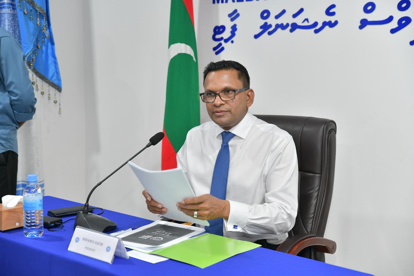 ކާނަލް ނާޒިމްގެ ރަނިންމޭޓް އިޢުލާނުކުރުން ހޮނިހިރު ދުވަހުގެ ރޭ