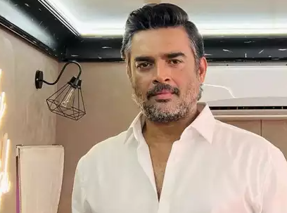 ސޯޝަލް މީޑިއާގައި ކުޑަކުދިންނާ ޗެޓް ކުރާ ކަމަށް ދެކެވޭ ވާހަކަތައް އާރް މަދަވަން ދޮގުކޮށްފި