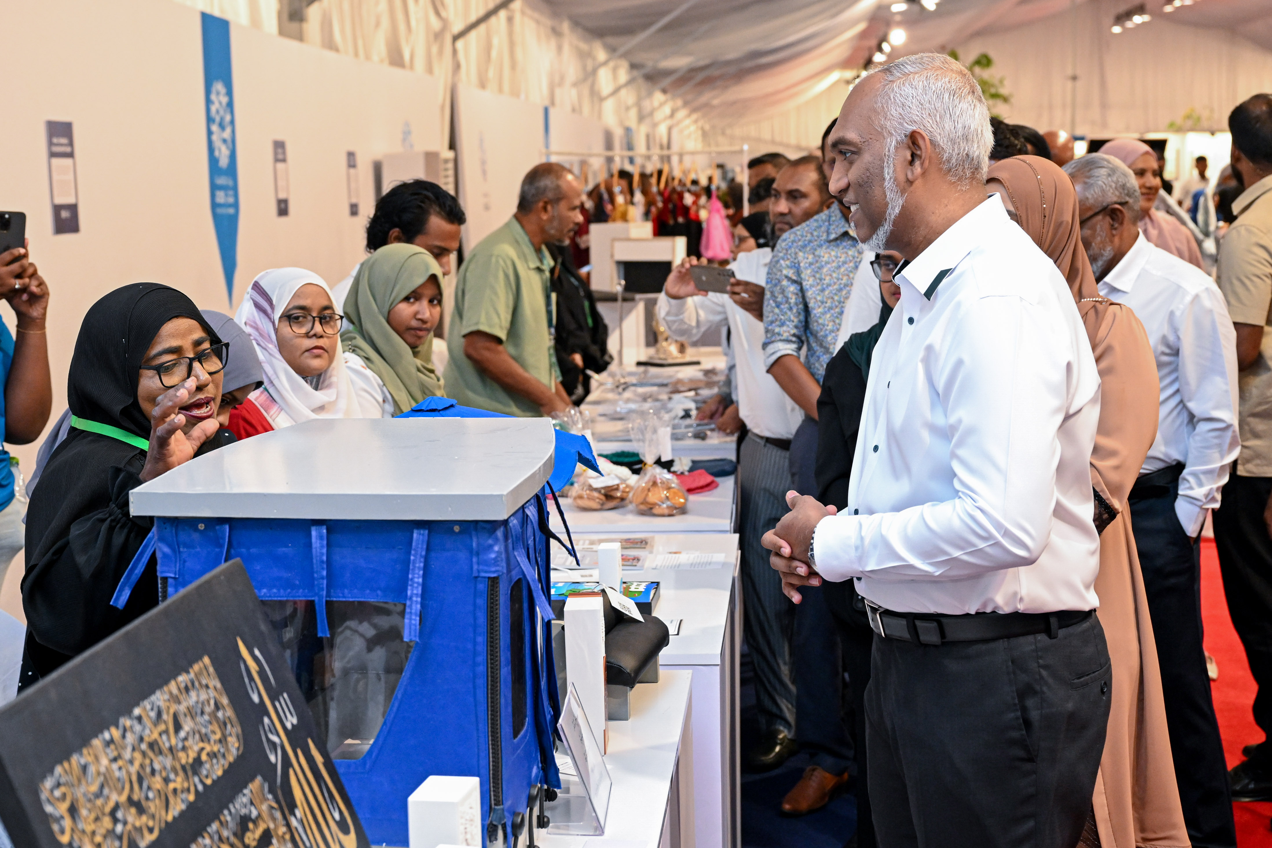 ކުލަގަދަ ރަސްމިއްޔާތަކާ އެކު މޯލްޑިވްސް އެކްސްޕޯ ފަށައިފި