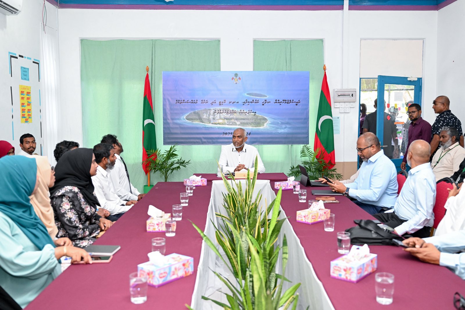 ޅޮހީގެ އިހުތިޞާސްގައި ގޯނބިލިވާދޫ ހިމަނައިދިނުމަށް އެދިއްޖެ