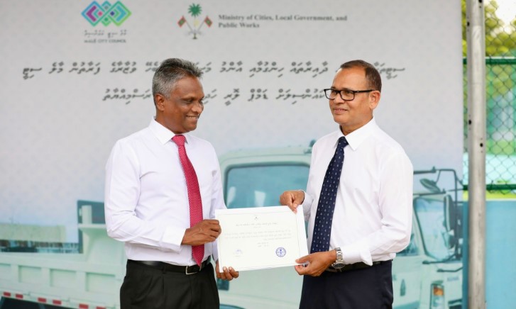 މޭޔަރު ވެސް މިނިސްޓަރުވެސް ވިދާޅުވީ އެންމެންގެ އެއްބާރުލުން ލިބޭ ކަމަށް