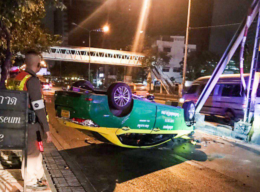 ތައިލެންޑްގައި ހިނގި އެކްސިޑެންޓްގައި އަނިޔާވި ދިވެހި މީހާ މަރުވެއްޖެ