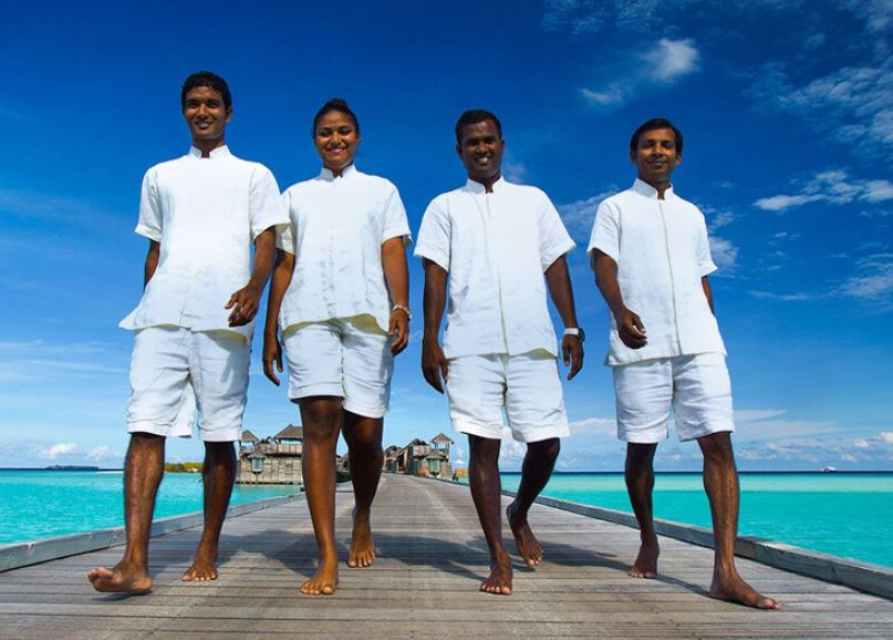 އެމްއެންޔޫ އާއި ވިލާ ހޮޓެެލްސް ގުޅިގެން ޓޫރިޒަމް ދާއިރާއަށް މީހުން ބިނާކުރަނީ