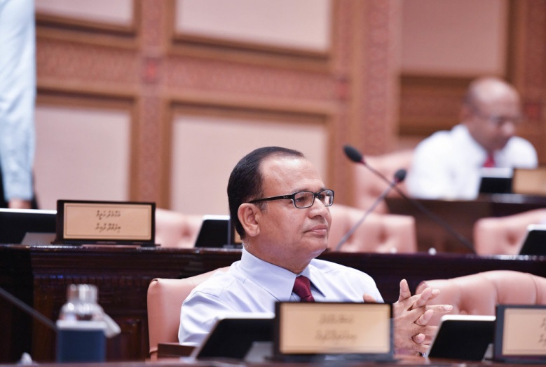 އިޤްތިޞާދުގައި "އޮށްވަޅުގޮނޑި" ކުޅެން ވެއްޖެނަމަ ޤައުމު ދަރަނިވެރިވާނެ - އާދަމް ޝަރީފް