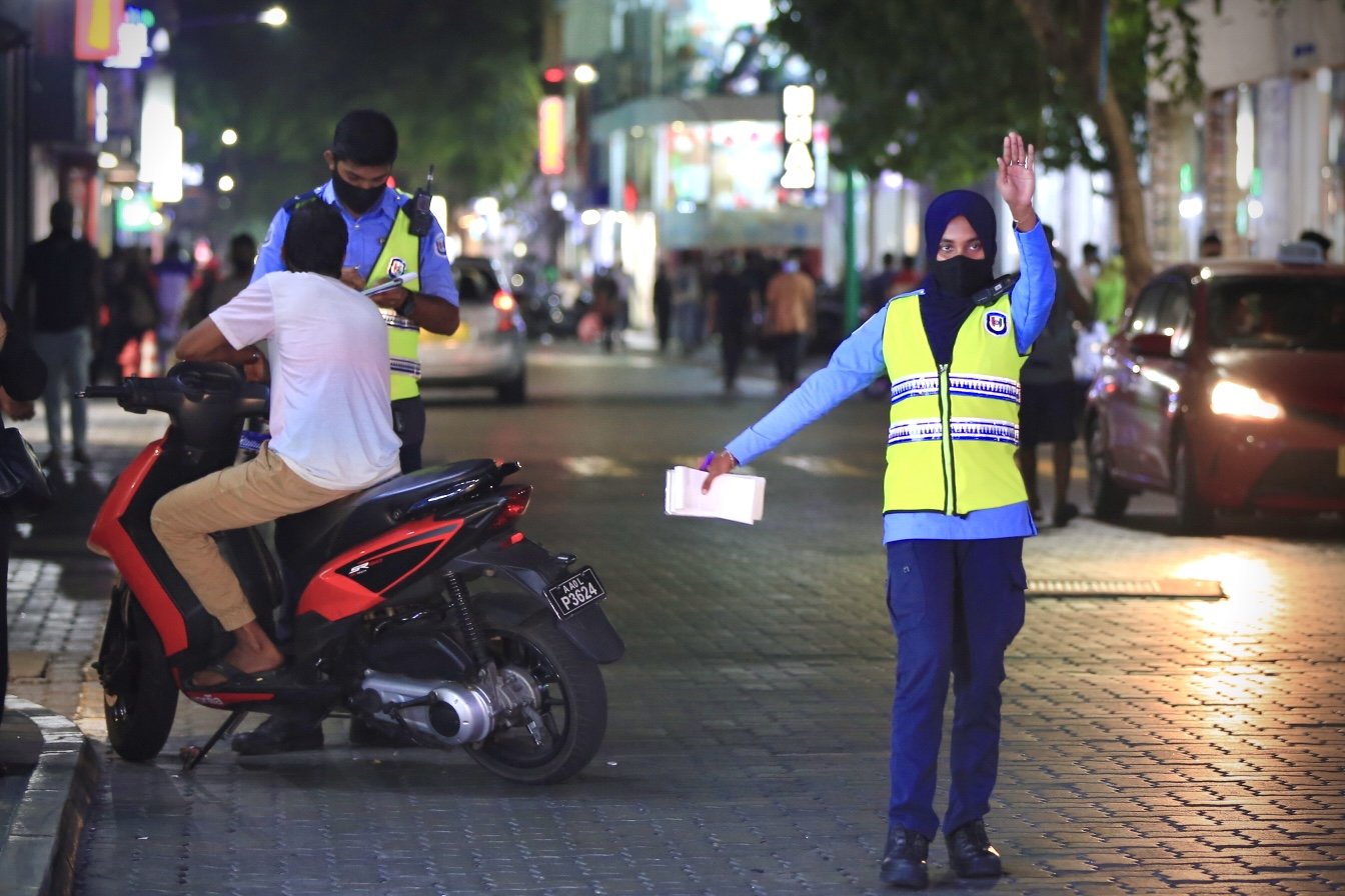 ޤަވައިދާ ހިލާފަށް ޕާކުކުރުމުން ލައިސަންސުން ޕޮއިންޓް ކެނޑި ހުސްވާ ޚާއްސަ ޤަވާއިދެއް