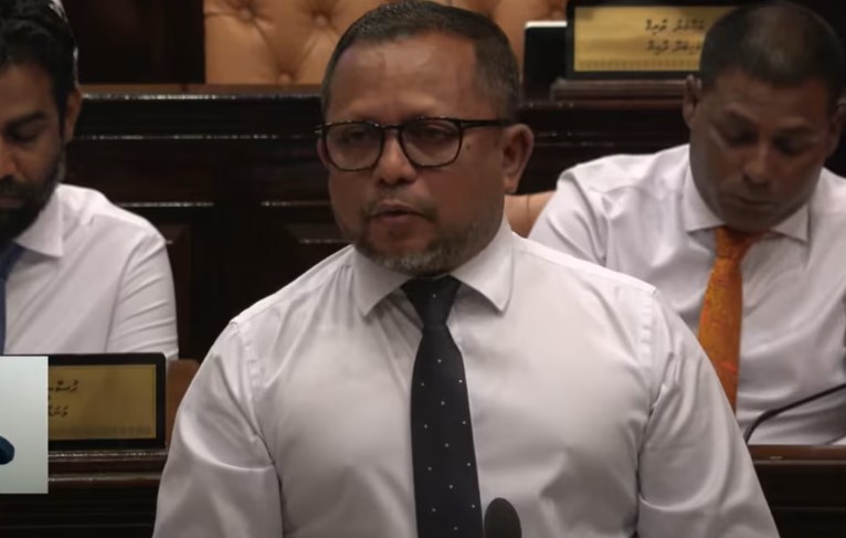 ޓެކްސް ބޮޑުކުރުމުން އާދައިގެ ދަށް ފަންތީގެ މީހުން ދުންފަތް ބޭނުންކުރާ މިންވަރު ކުޑަވާނެ: މުސްތަފާ