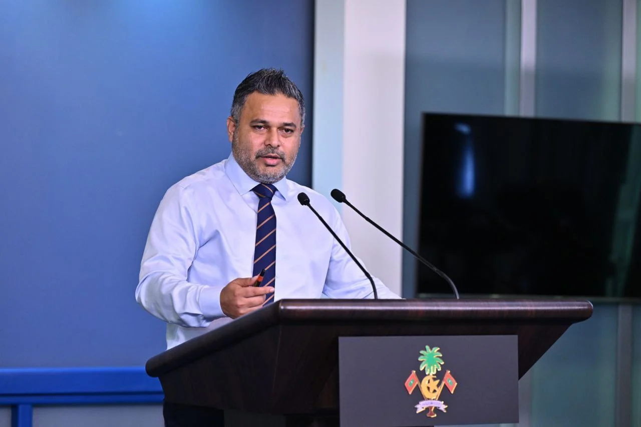 ފިޝަރީޒް މިނިސްޓަރު އަޙްމަދު ސިޔާމް