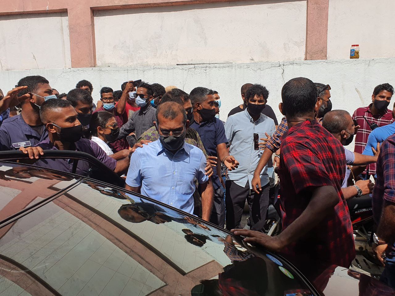 ރައީސް ނަޝީދަށް މުރައިދޫގެ، މުއުތަސިމަށް ރެހެންދި އެޕާޓްމަންޓެއް