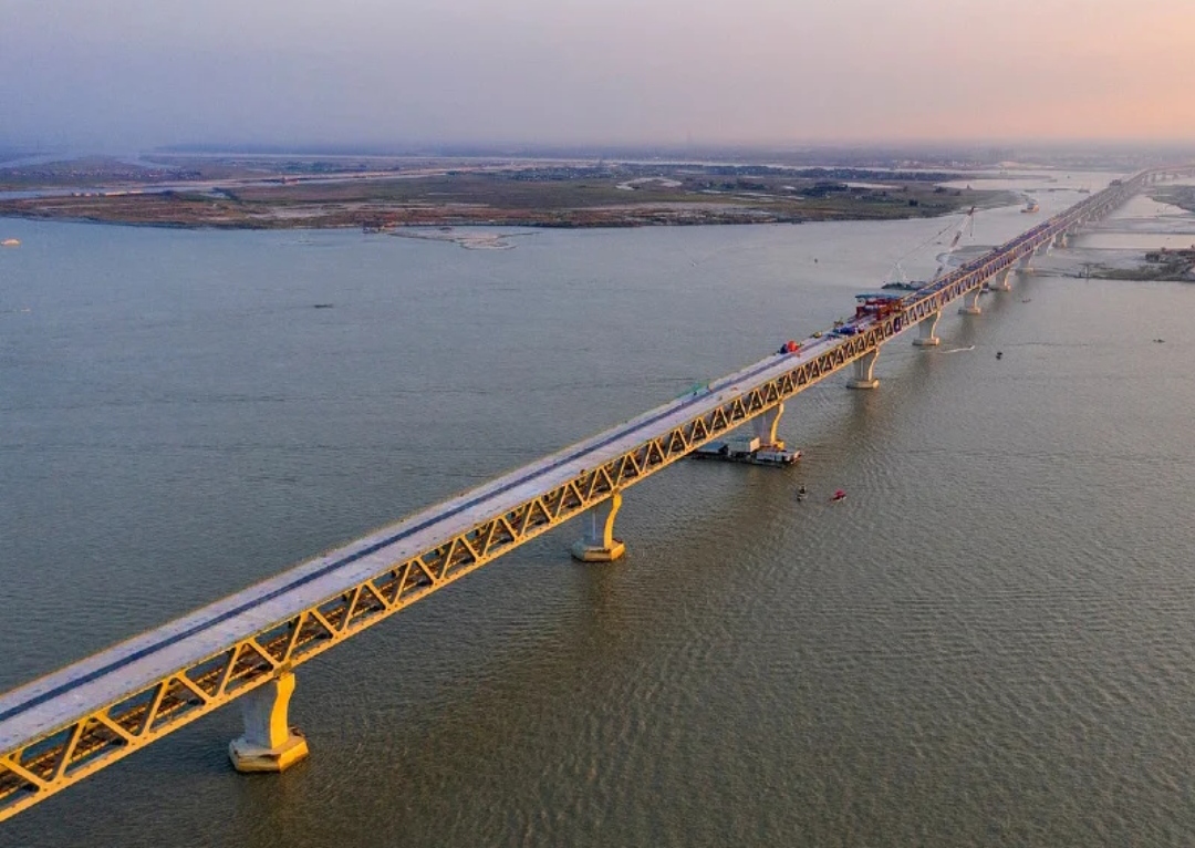 ޕަދްމާ ބްރިޖު - ބަންގްލަދޭޝްގެ އެންމެ ދިގު ބްރިޖު ހުޅުވައިފި