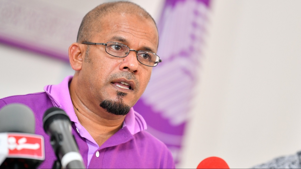 އީސީން އޮޅުވާލައިގެން ފޮރުވައިގެން ކުރާކަމެއް ނެތް - އީސީ ޝަރީފް