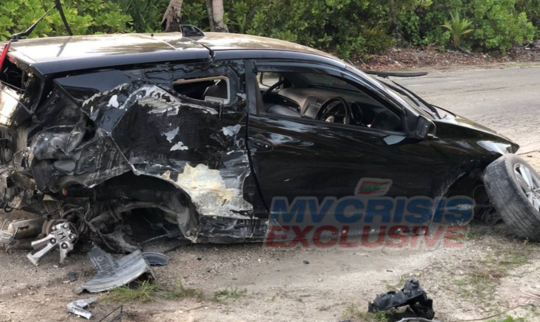 އެކްސިޑެންޓްގައި ކާރަށް ބޮޑެތި ގެއްލުންތަކެއް ލިބިފައި--