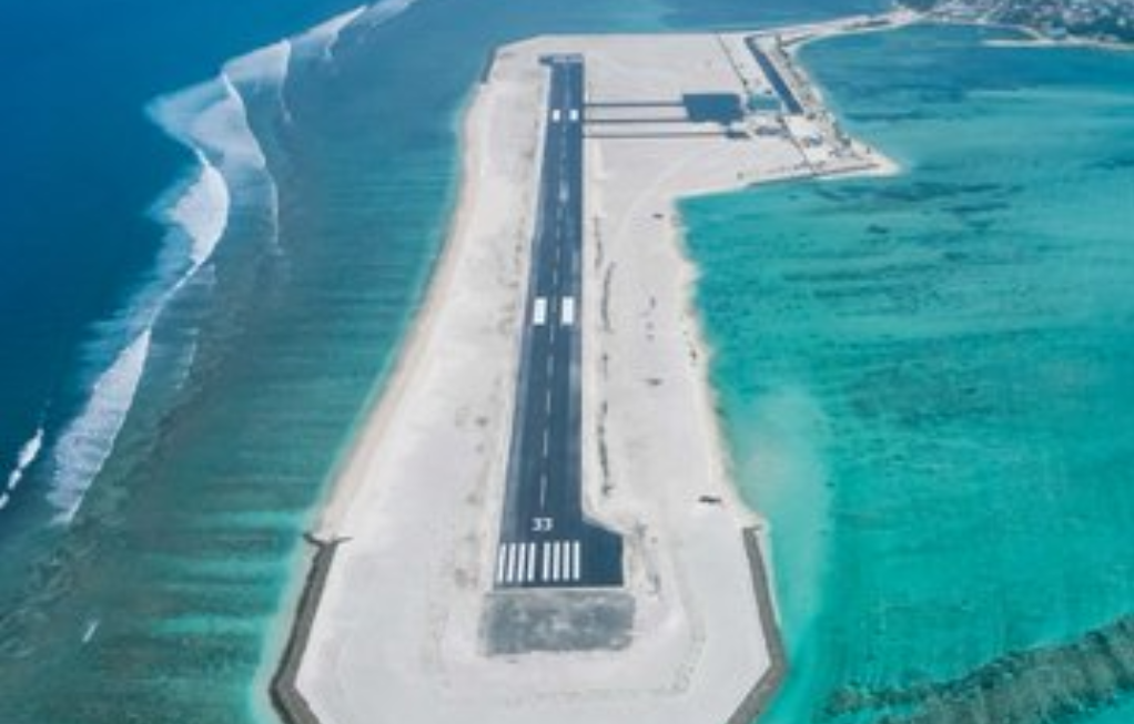 ހޯރަފުށީ އެއަރޕޯޓް