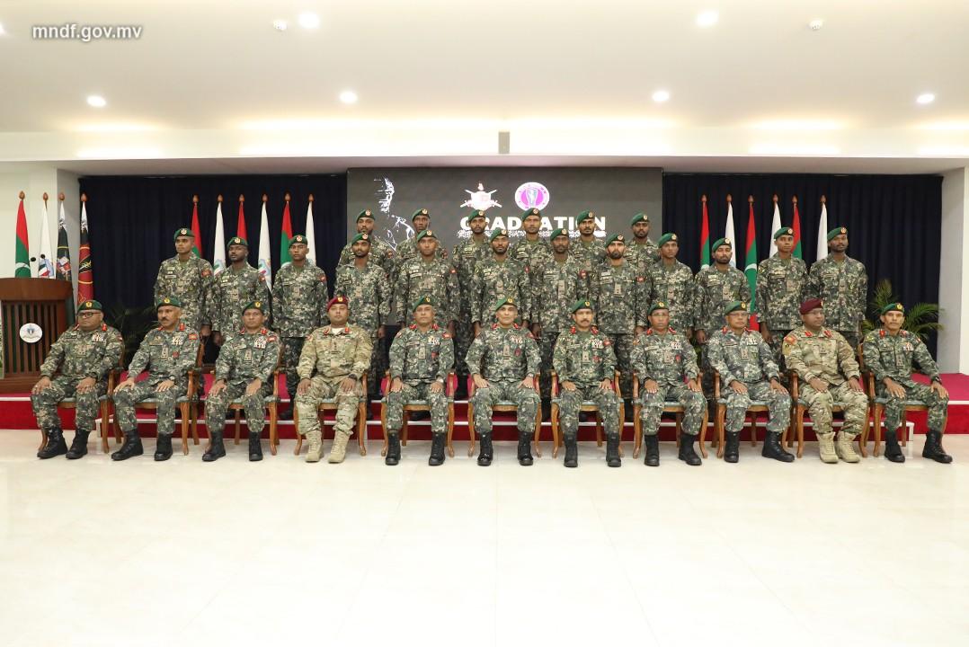 ސްޕެޝަލް ފޯސަސް ތަމްރީން ފުރިހަމަކުރި ސިފައިންނަށް ޓެބް ހަވާލުކޮށްފި