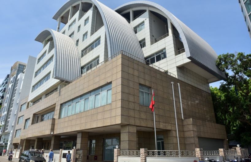 ފޮރިން މިނިސްޓްރީގެ މަސައްކަތްތައް އަނެއްކާވެސް ރަސްމީ އޮފީހަށް!