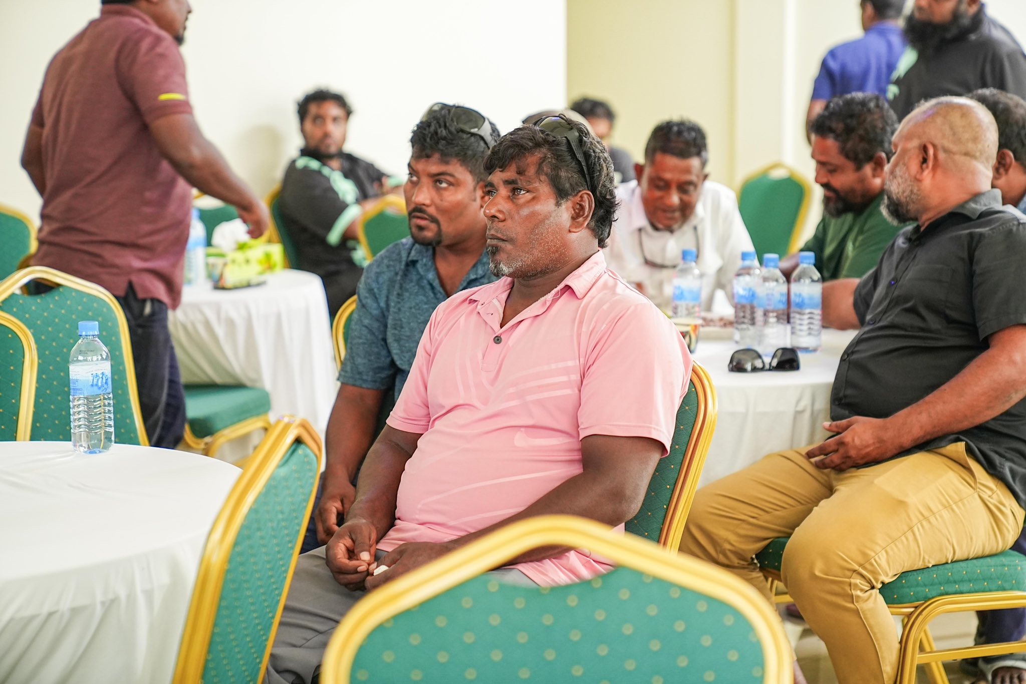 ތެލުގެ އަގު ކުޑަކޮށްދިނުމަށް މަސްވެރިން އެދިއްޖެ