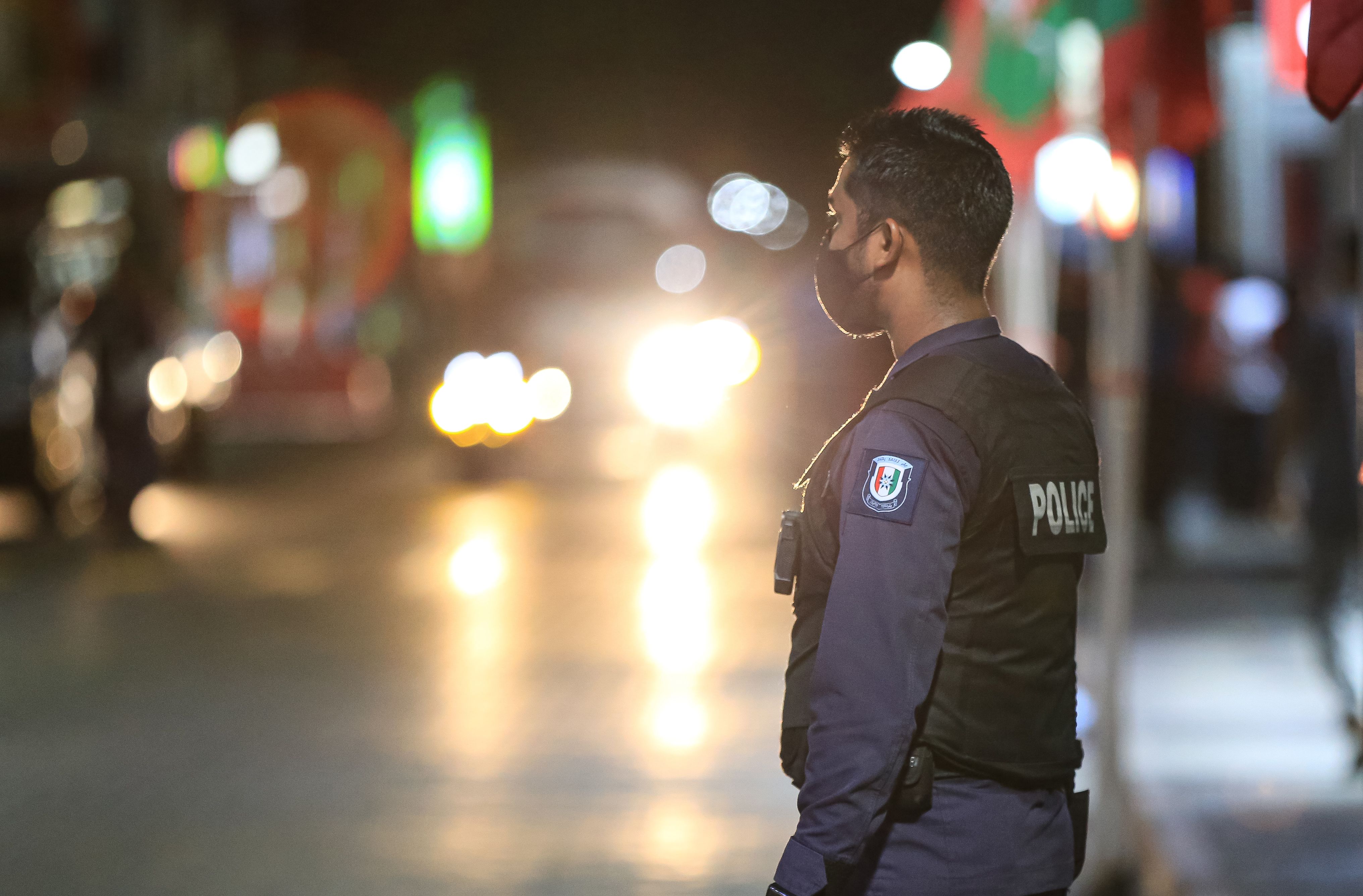 ގެއެއްގައި މީހަކު ބަންދުކޮށްގެން ގެންގުޅެނިކޮށް ސަލާމަތްކޮށްފި