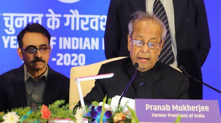 ކޯވިޑް-19: އިންޑިޔާގެ ކުރީގެ ރައީސް މުކަރުޖީ ޕޮޒިޓިވްވެ ވެންޓިލޭޓަރުގައި ފަރުވާދެނީ