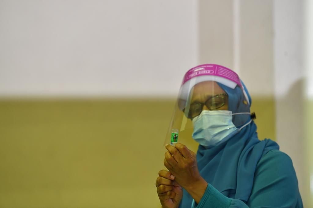 އިންޑިއާއިން ރާއްޖެއަށް އިތުރު ދެލައްކަ ވެކްސިން ޑޯޒް ދޭން ނިންމައިފި