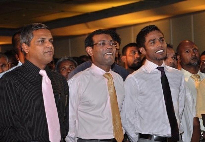 ނަޝީދު އޭރުވެސް، މިހާރުވެސް ވެރިކަން ބޭނުންނުވޭ؛ މަސައްކަތް ކުރަނީ ވެރިކަމަށް އައުމަށް: އަލްހާން