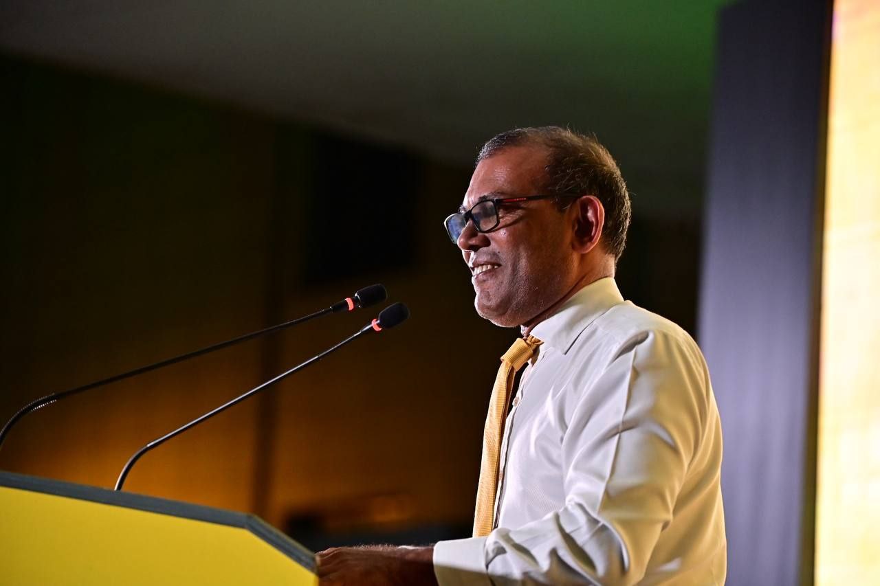 ކޮރަޕްޝަންގެ މައްސަލަތަކާ މެދު މަޝްވަރާކޮށް، ފިޔަވަޅު އަޅަން ރައީސް ނަޝީދު އިސްވެ ކޮންފަރެންސެއް ބާއްވަނީ