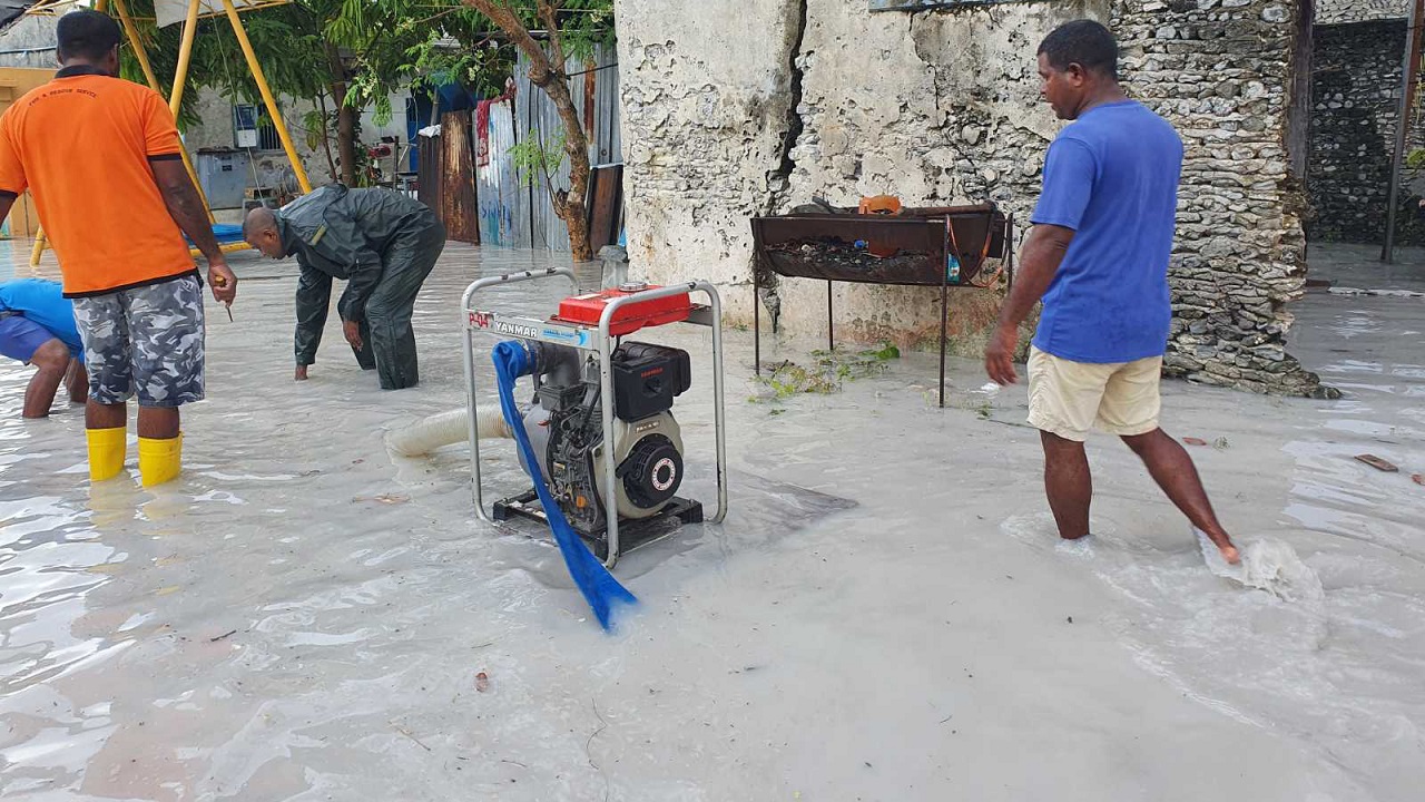 ނައިފަރު މަގުތަކުގައި ފެންބޮޑުވެއްޖެ